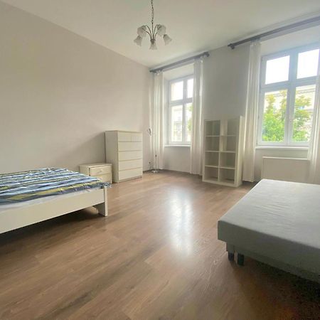 Comfortable Apartment In Centrum Krasków Exterior foto